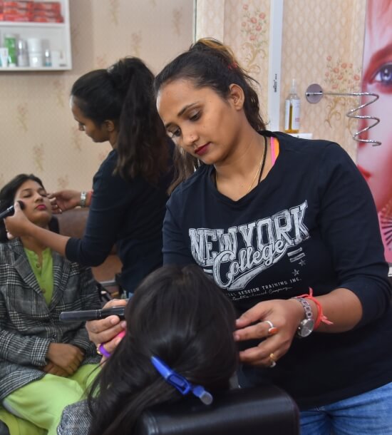 V Make Over Beauty Salon Jaipur
